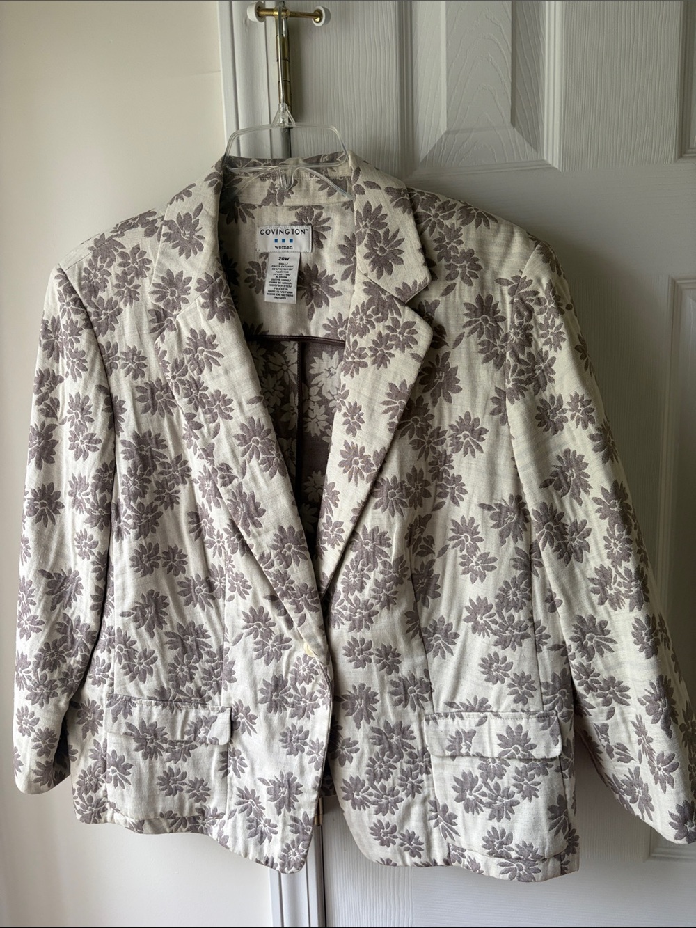 Covington Cream Blazer with Taupe Floral Quilt